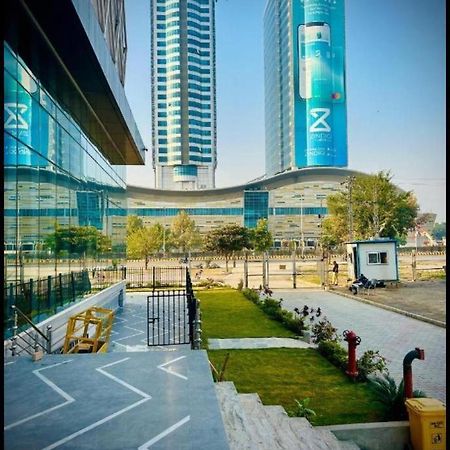 High-Rise Studio In Elysium Opp Centaurus Apartment Islamabad Exterior photo